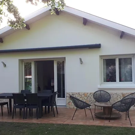 La Cabane Du Bassin *